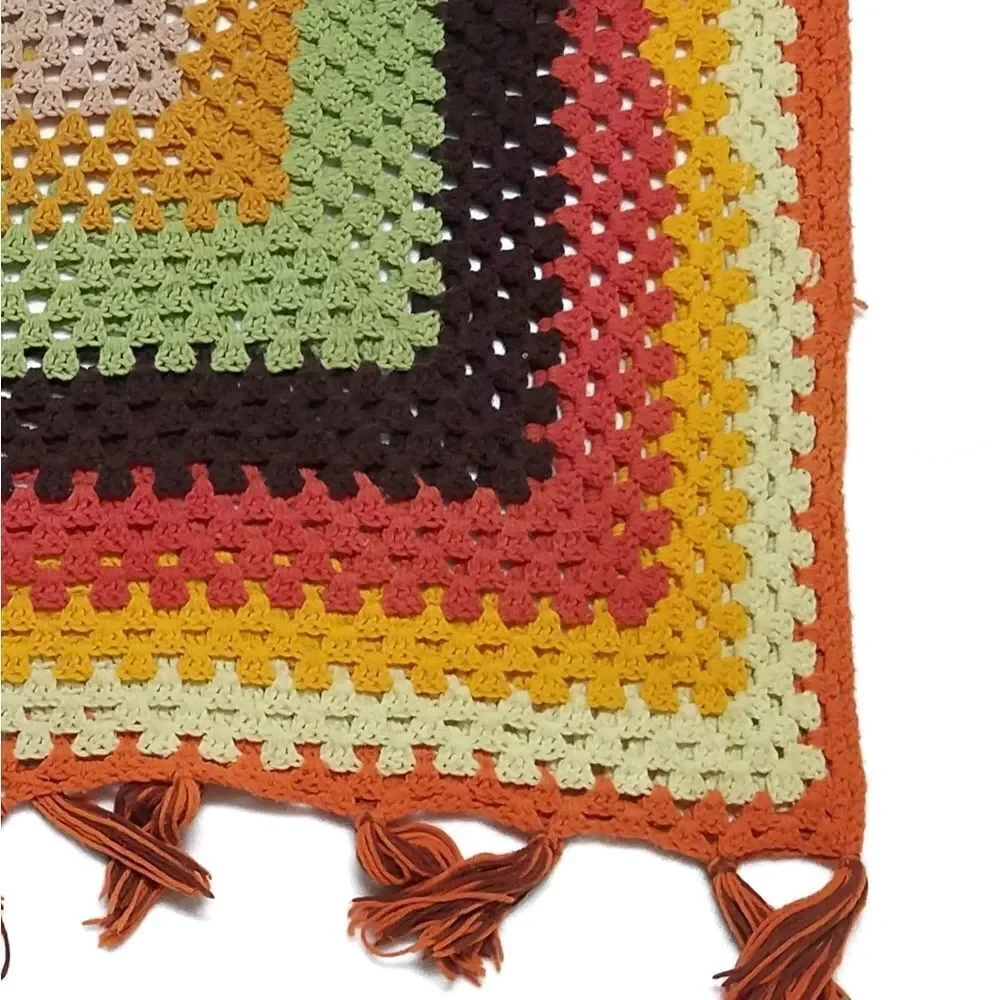 VINTAGE 1970s Handmade Crochet Fall Fringe Granny Square Afghan Throw Blanket